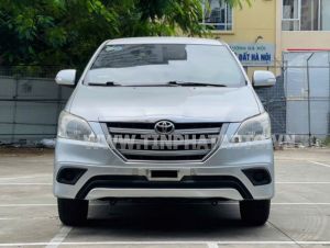 Xe Toyota Innova 2.0E 2016