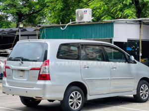 Xe Toyota Innova 2.0E 2016