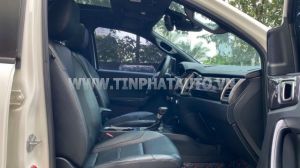 Xe Ford Everest Titanium 2.0L 4x4 AT 2020