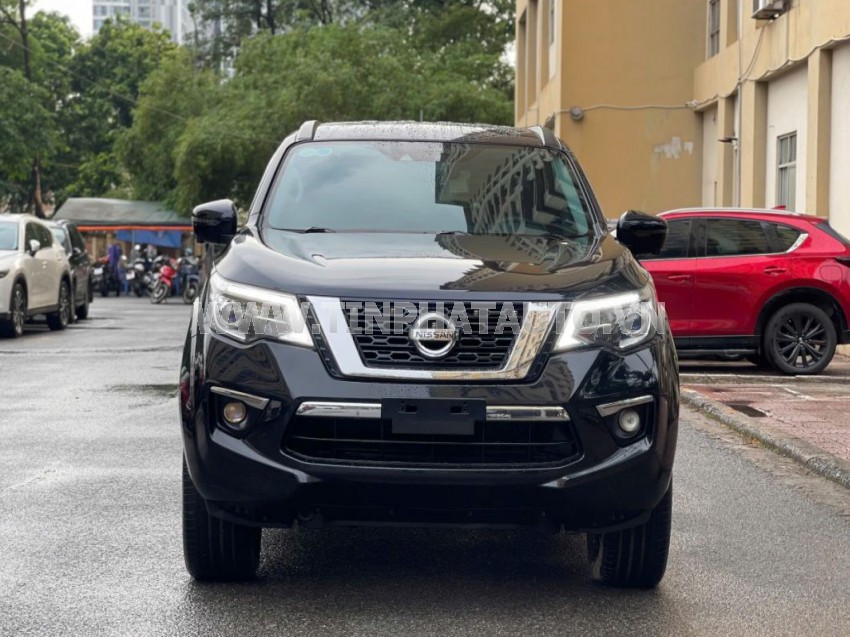 Nissan Terra V 2.5 AT 4WD