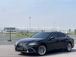 Xe Lexus ES 250 2023