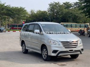 Xe Toyota Innova 2.0E 2016