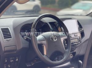 Xe Toyota Fortuner 2.7V 4x4 AT 2016