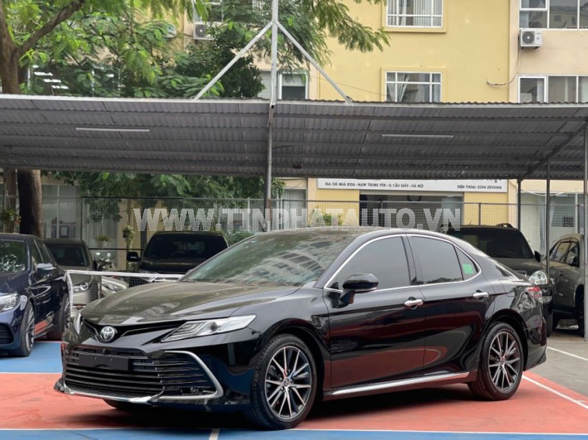 Toyota Camry 2.5Q 2022