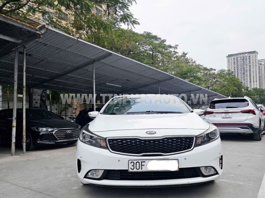 Kia Cerato 1.6 AT