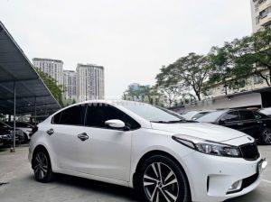 Xe Kia Cerato 1.6 AT 2017