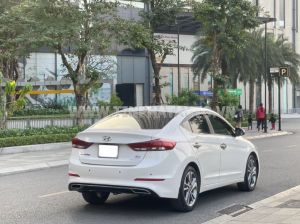 Xe Hyundai Elantra 2.0 AT 2017