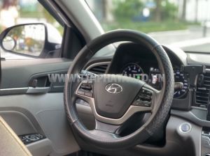 Xe Hyundai Elantra 2.0 AT 2017