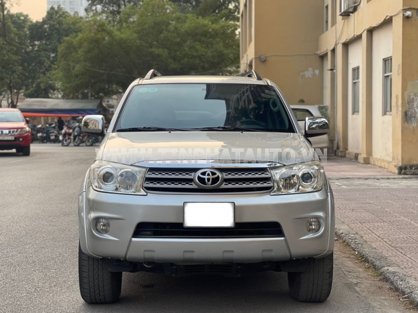 Toyota Fortuner 2.5G