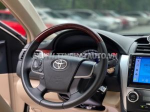 Xe Toyota Camry 2.0E 2014