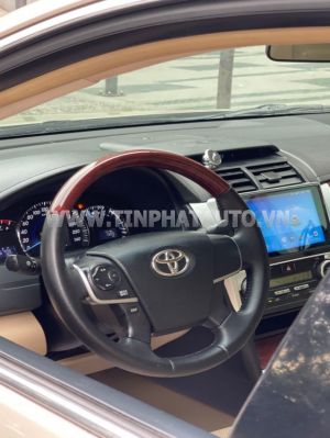 Xe Toyota Camry 2.0E 2014