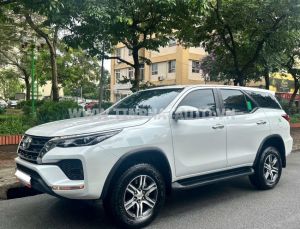 Xe Toyota Fortuner 2.4L 4x2 AT 2024