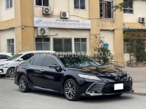 Xe Toyota Camry 2.0Q 2022