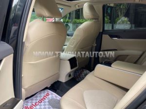 Xe Toyota Camry 2.0Q 2022