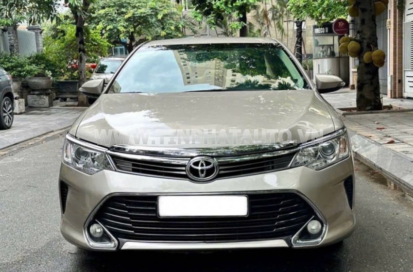 Toyota Camry 2.0E