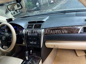 Xe Toyota Camry 2.0E 2016