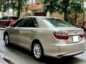 Xe Toyota Camry 2.0E 2016
