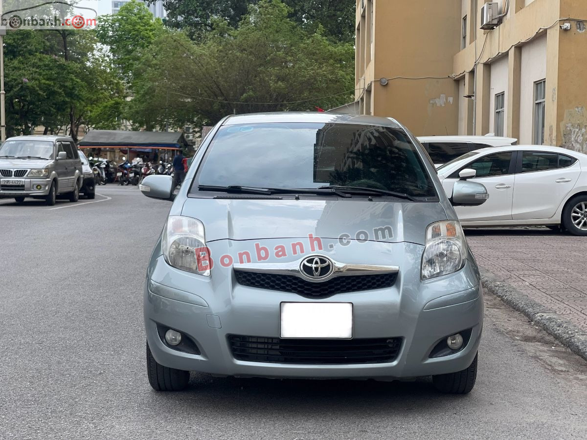 Toyota Yaris 1.5 AT 2011
