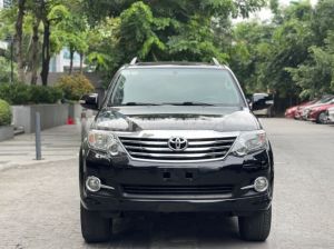 Xe Toyota Fortuner 2.7V 4x4 AT 2015