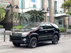 Xe Toyota Fortuner 2.7V 4x4 AT 2015
