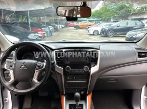 Xe Mitsubishi Triton Athlete 4x2 AT 2023