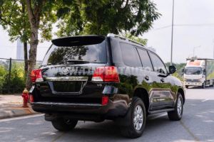 Xe Toyota Land Cruiser VX 4.6 V8 2014
