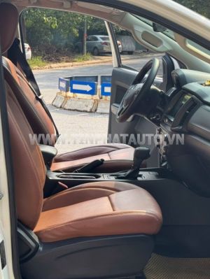 Xe Ford Ranger XLS 2.2L 4x2 AT 2020