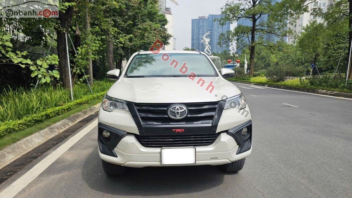 Toyota Fortuner 2.7V 4x2 AT TRD 2019