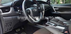 Xe Toyota Fortuner 2.7V 4x2 AT TRD 2019