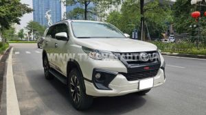 Xe Toyota Fortuner 2.7V 4x2 AT TRD 2019