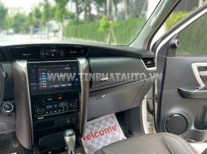 Xe Toyota Fortuner 2.7V 4x2 AT TRD 2019