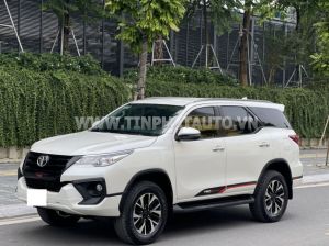Xe Toyota Fortuner 2.7V 4x2 AT TRD 2019