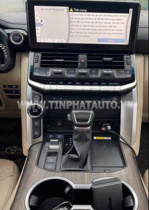 Xe Toyota Land Cruiser 3.5 V6 2021