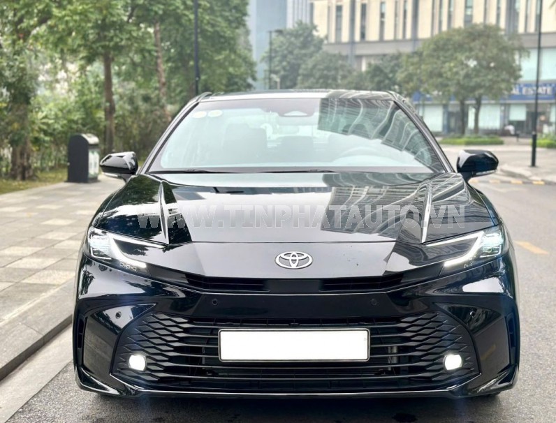 Toyota Camry 2.0Q 2025