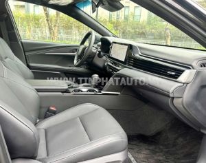 Xe Toyota Camry 2.0Q 2025