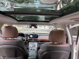 Xe Hyundai SantaFe Cao cấp 2.5L HTRAC 2022